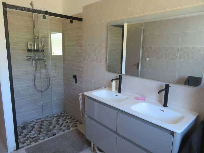 Maison 94 m² à Gisors  - photo 6
