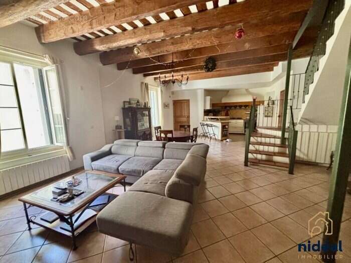 Maison à GARONS
