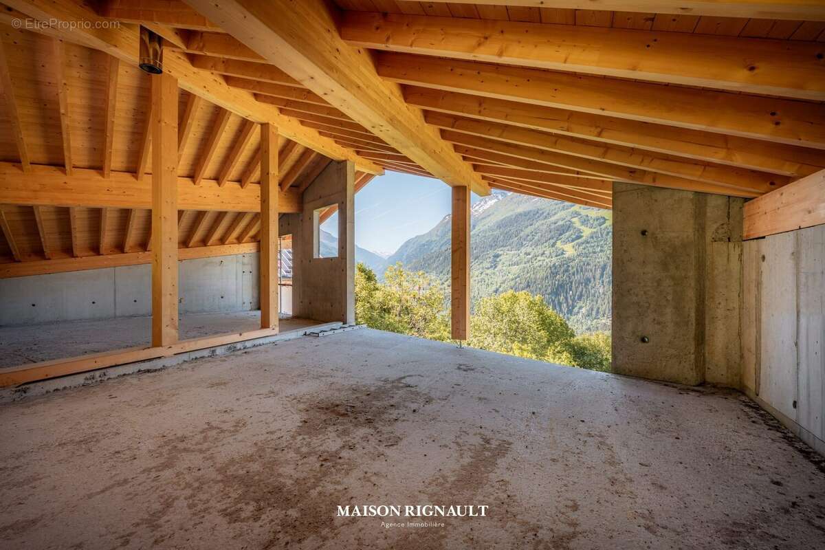 Maison à MONTVALEZAN
