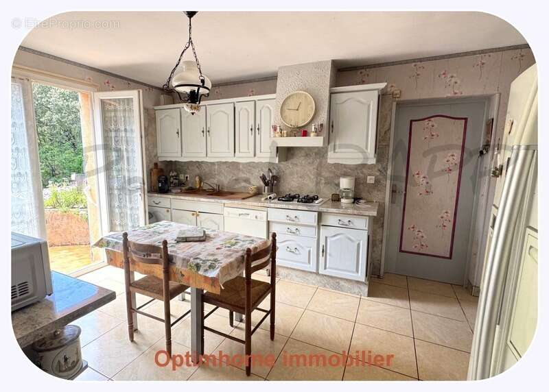 Maison à SUSSARGUES