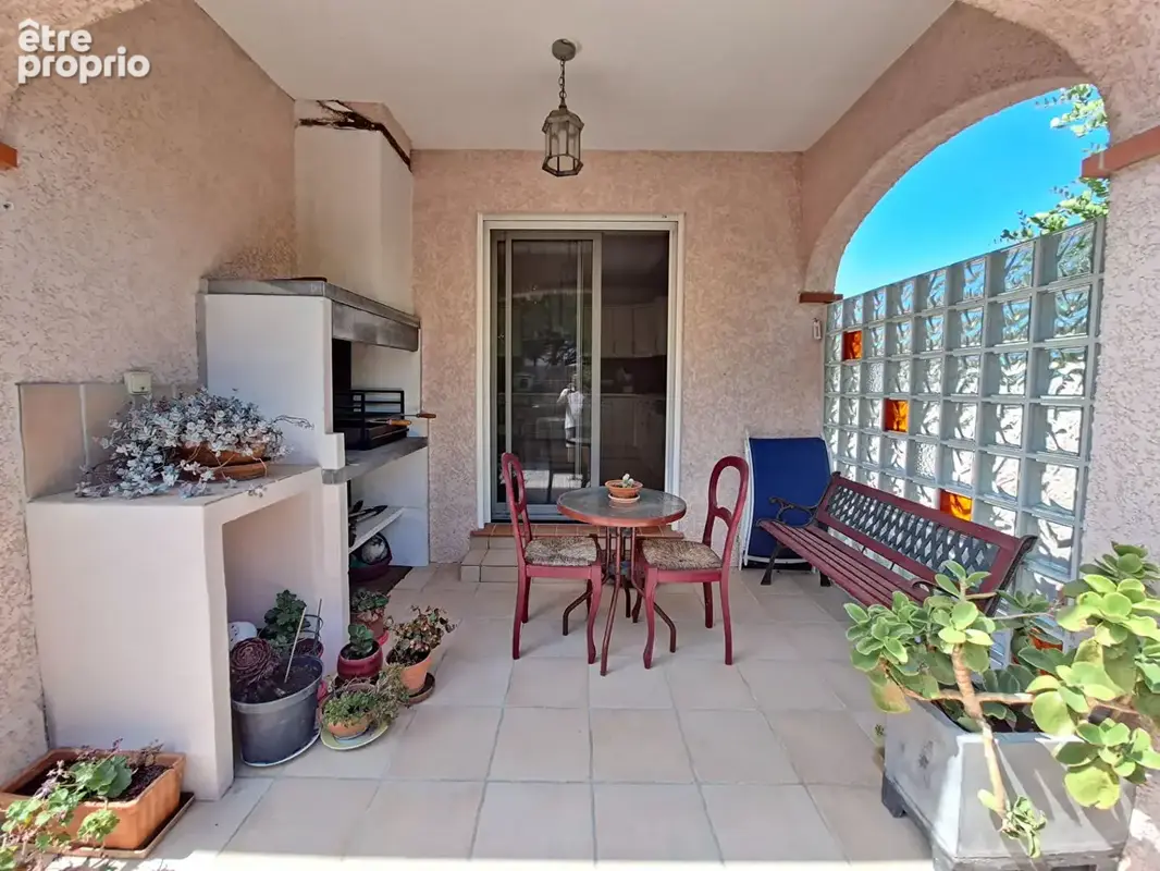 Toulouges superbe villa 3 faces avec piscine, garage et jardin - photo 15