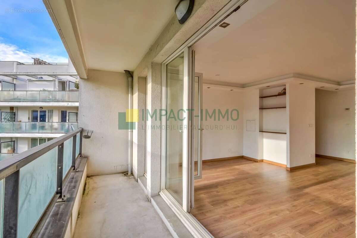 Appartement à CLICHY