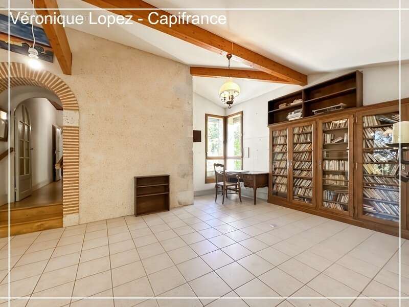 Agen, à seulement 6kms, authentique maison en pierre de 203m² avec grand terrain, garage et cave - photo 19
