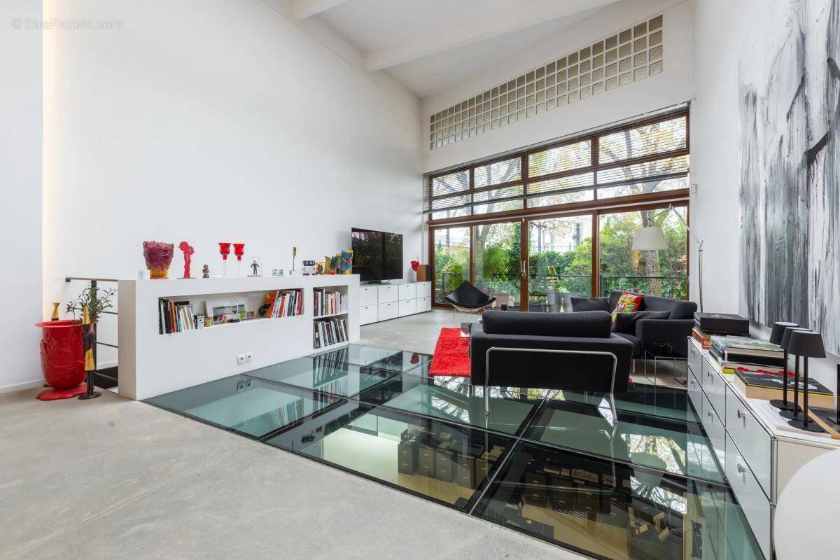 Appartement à IVRY-SUR-SEINE