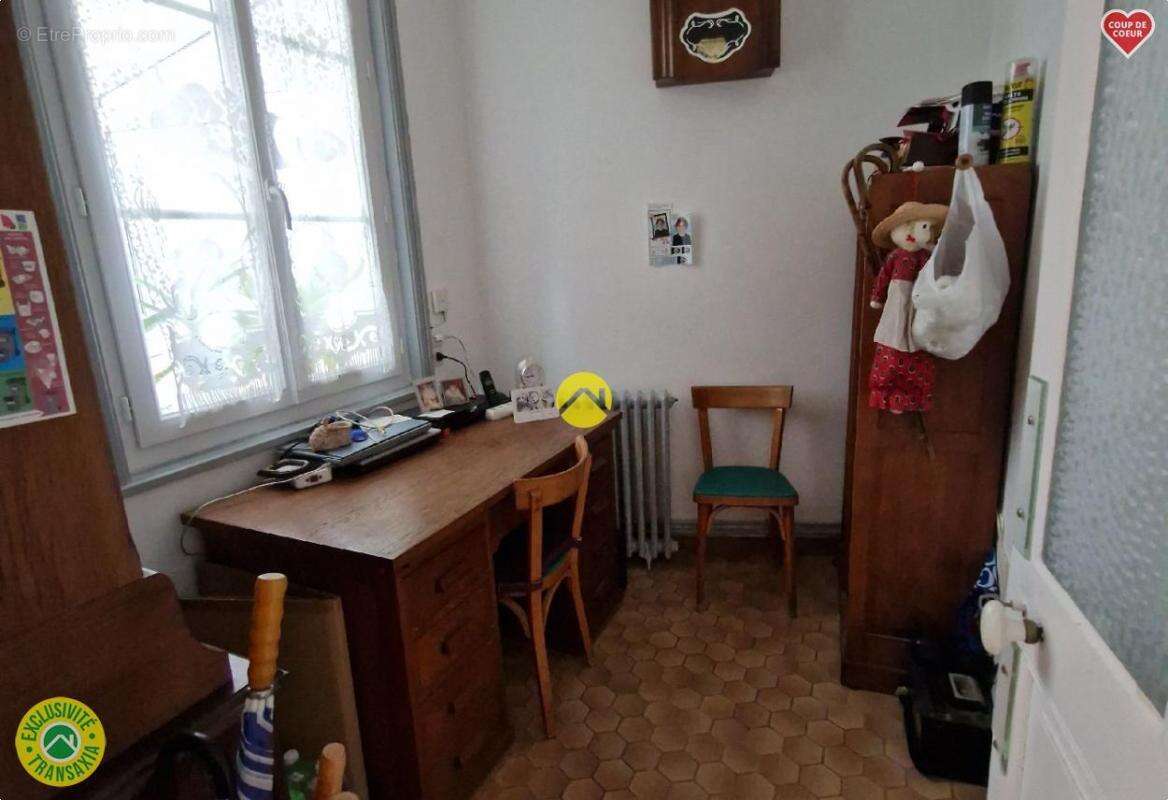 Maison à LA GUERCHE-SUR-L'AUBOIS