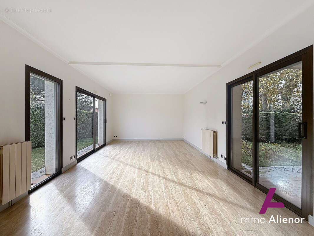 Maison à MERIGNAC