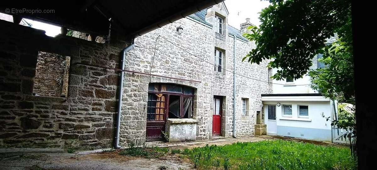 Maison à PONTIVY
