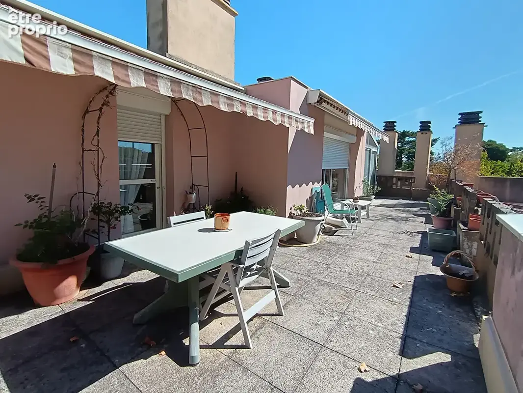 T4/5  127m2 dernier etage 74m2 de terrasses - photo 3