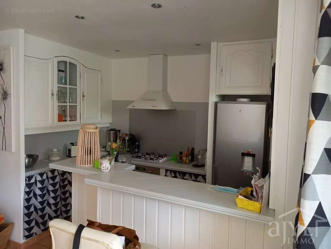 Appartement à ROGNES