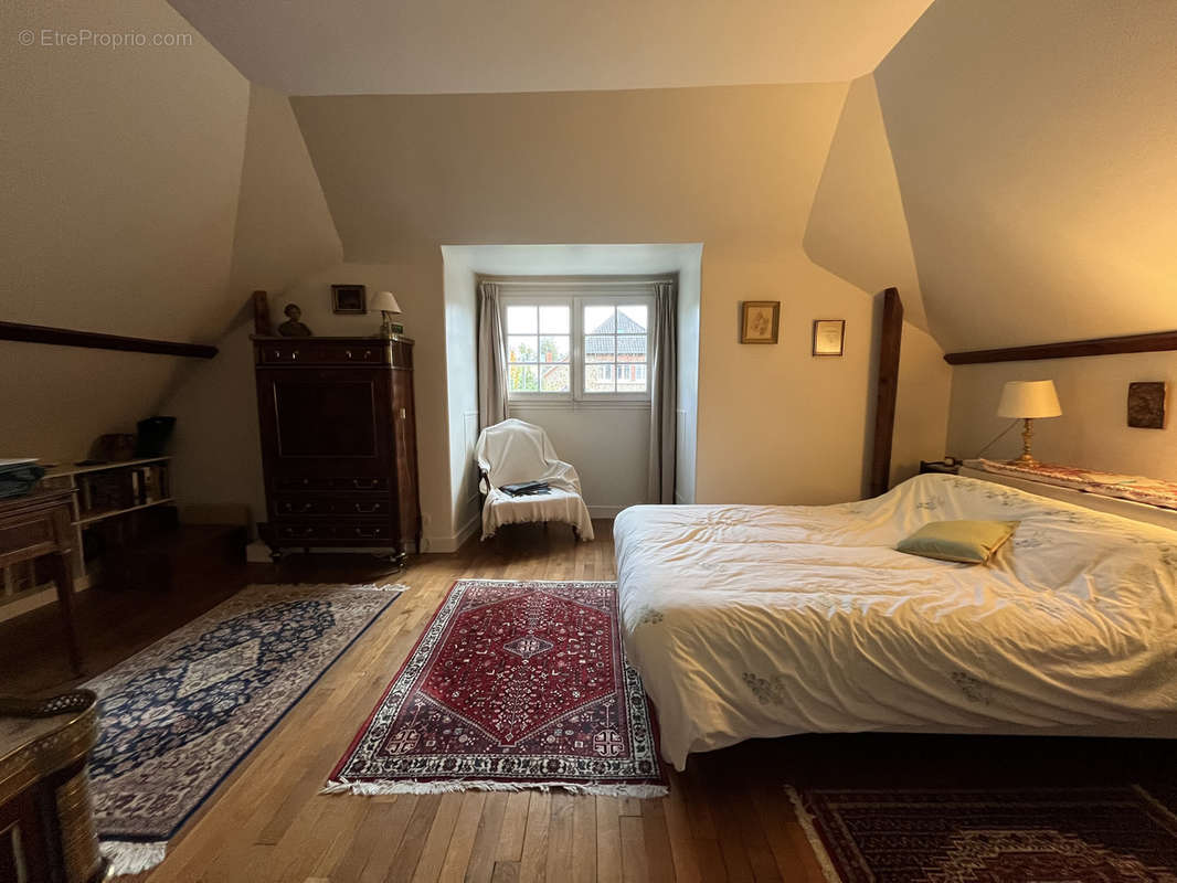 Maison à LE VESINET