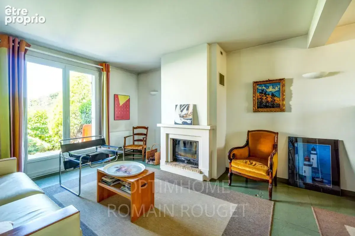 MONTESSON VILLAGE - Maison 9 Pièces + Sous-sol - photo 6