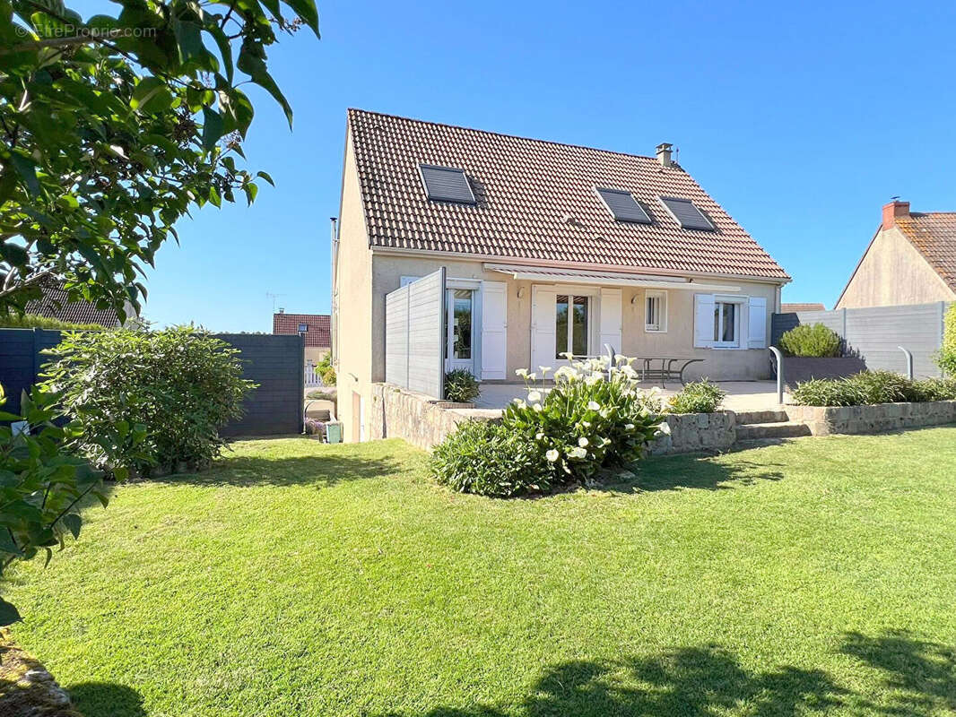 Maison Chaumont En Vexin 6 pièce(s) 136 m² + sous sol total - photo 2