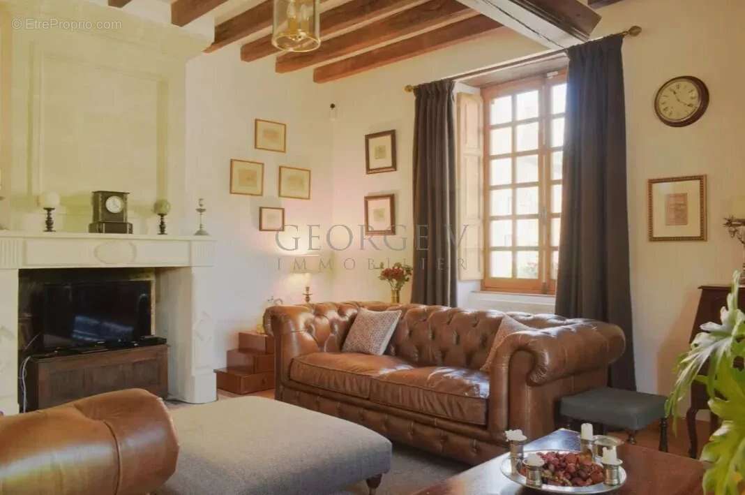 Appartement à SAINT-OUEN-EN-CHAMPAGNE
