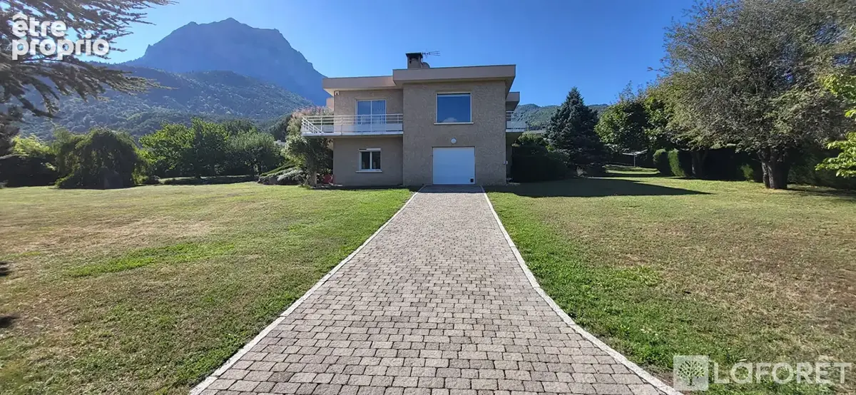 Maison à SAVINES-LE-LAC