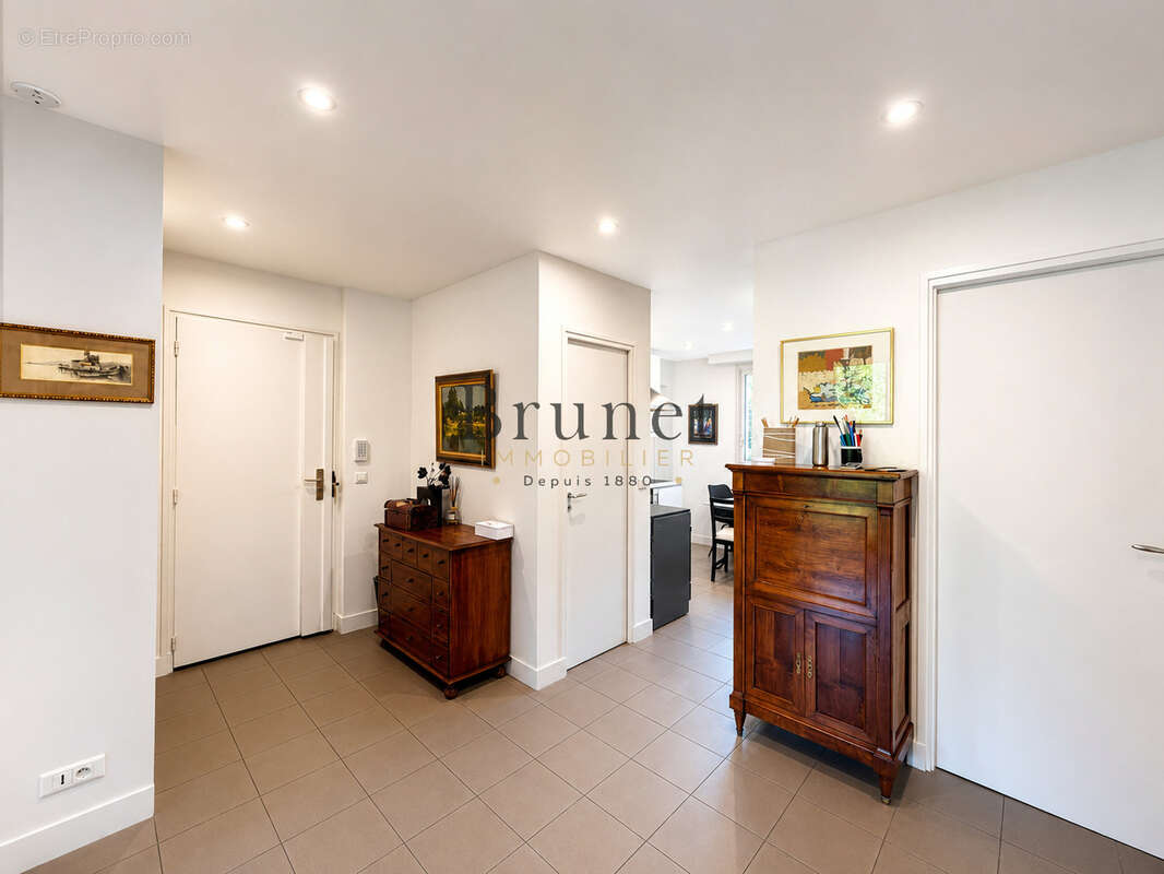Appartement à SAINT-MAUR-DES-FOSSES