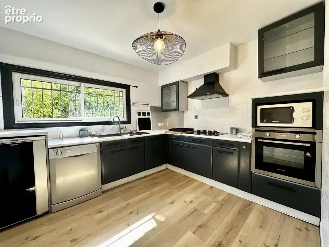 Villa de charme de 170 M2 dans quartier résidentiel aux Angl - photo 5
