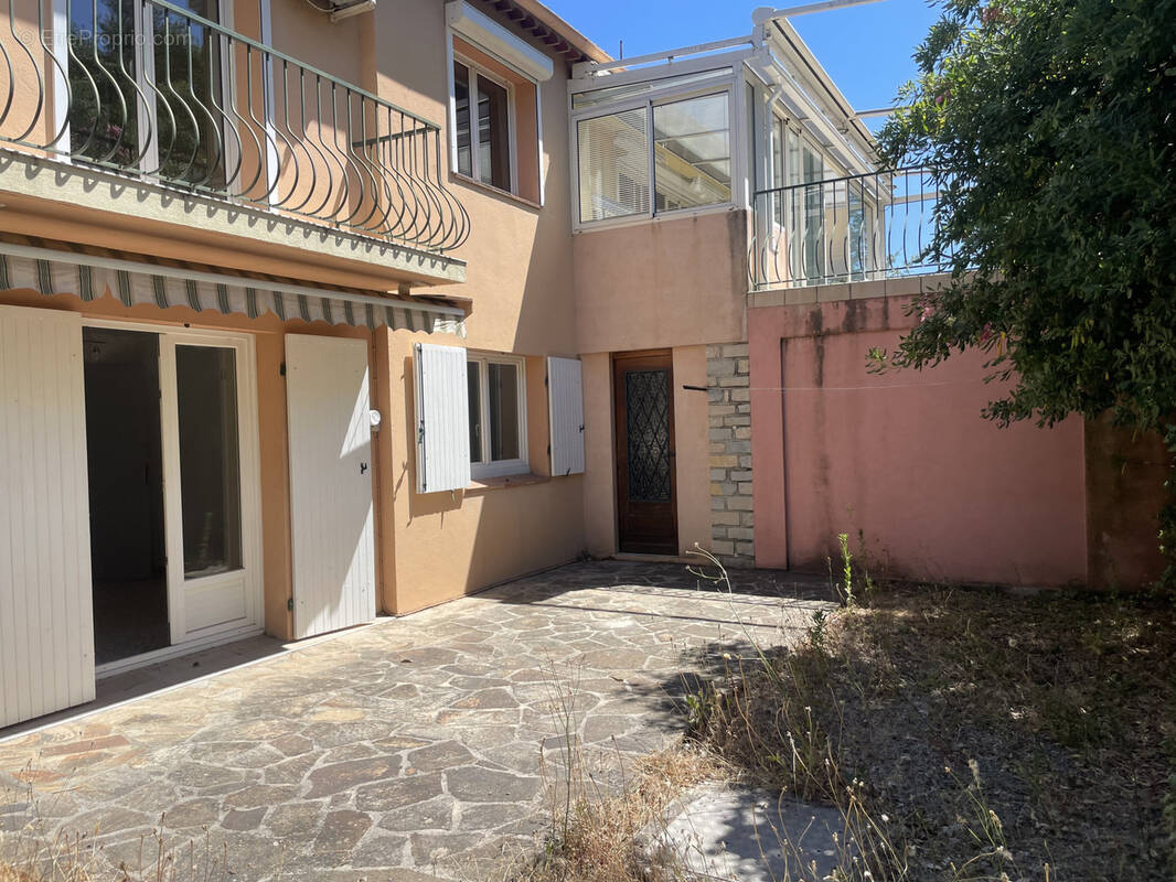 Maison à LA CROIX-VALMER