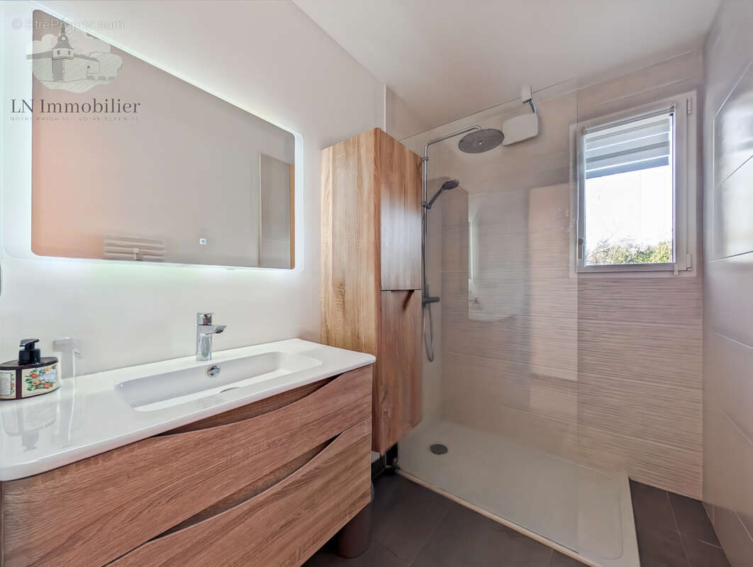Maison familiale - 143 m2 - entre mer et campagne de guidel - photo 9