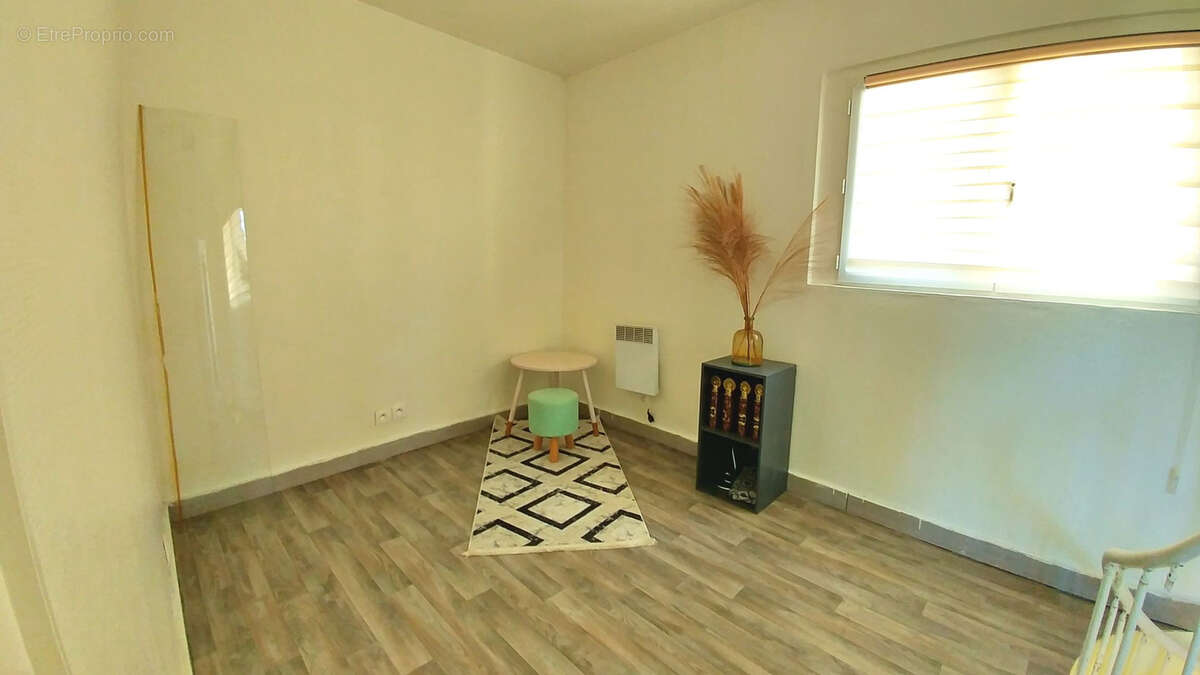 Maison avec studio indépendant   Quartier recherché - photo 17