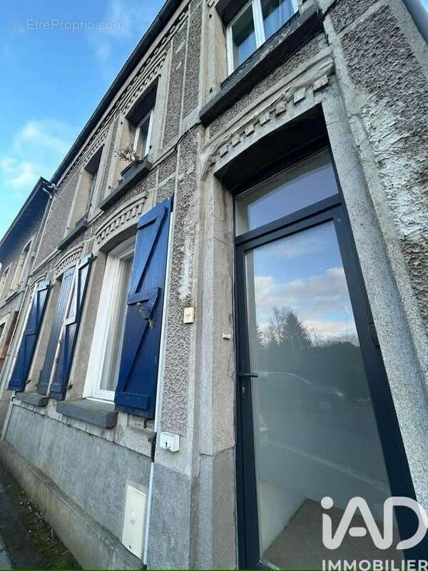 Photo 2 - Appartement à AULNOYE-AYMERIES