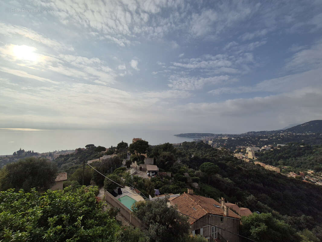 Appartement à MENTON