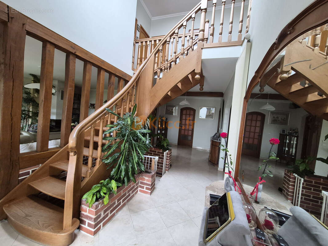 Maison à DEVILLE-LES-ROUEN