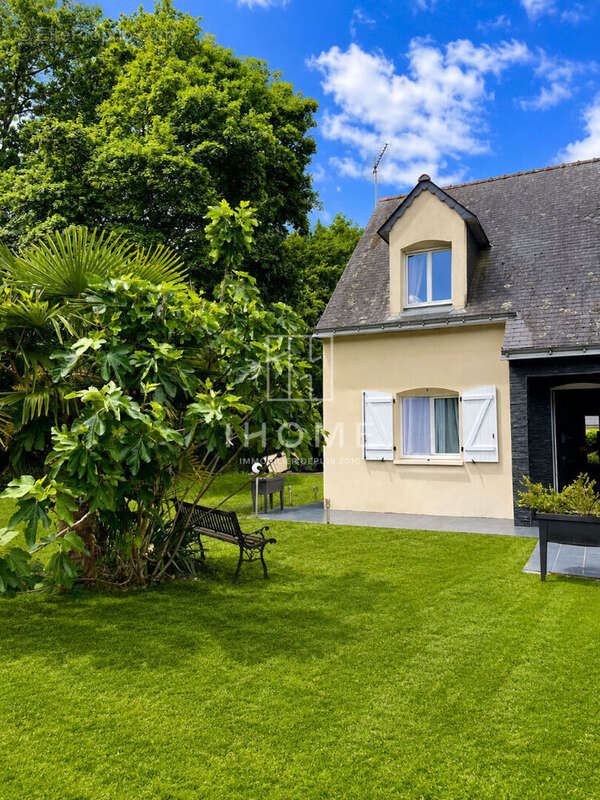 Maison à SAINT-SYLVAIN-D'ANJOU