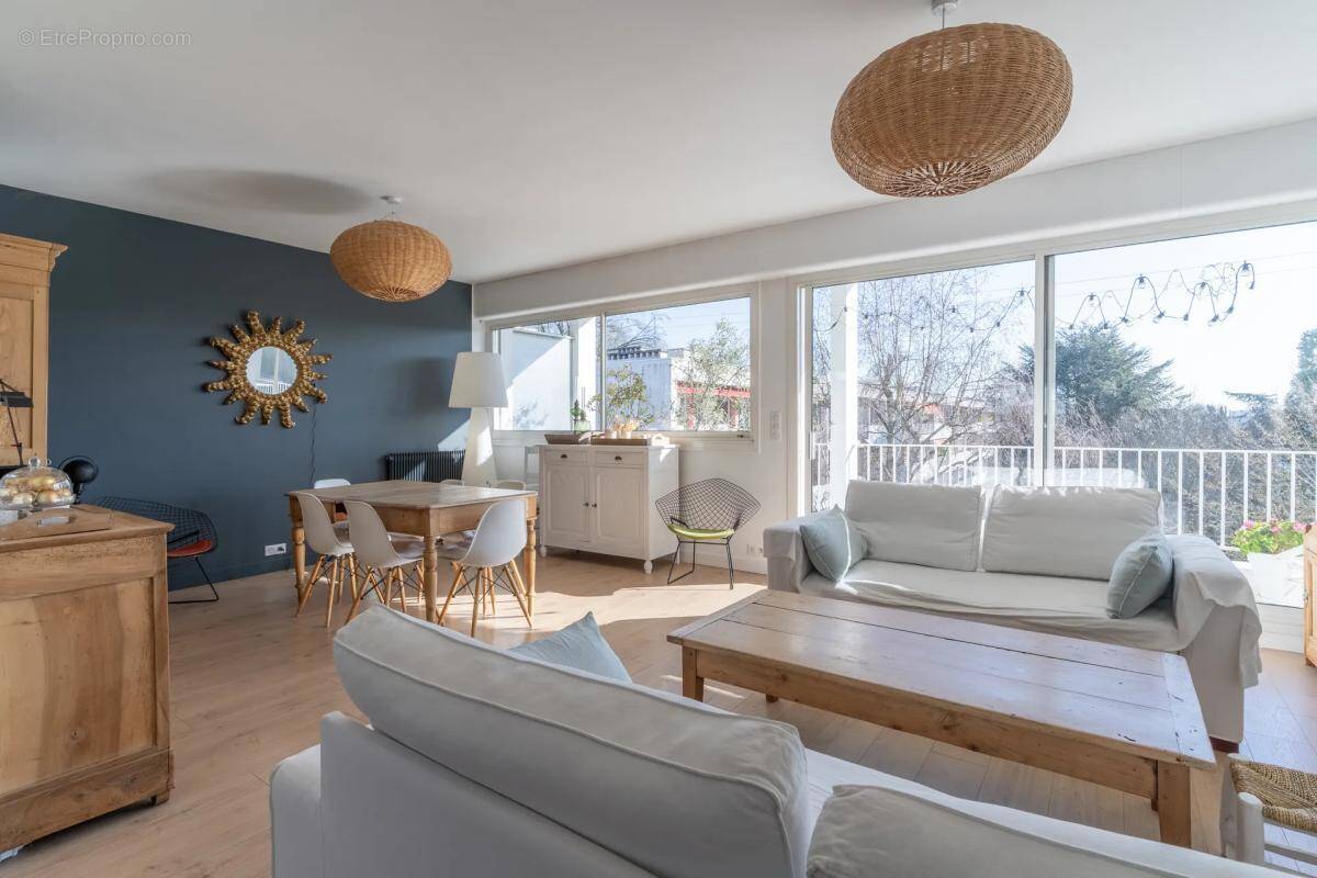 Appartement à GARCHES