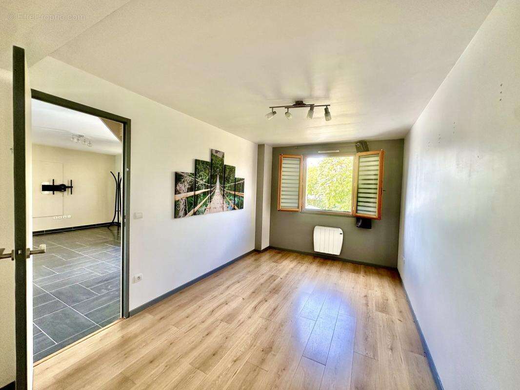 Maison à EGRISELLES-LE-BOCAGE