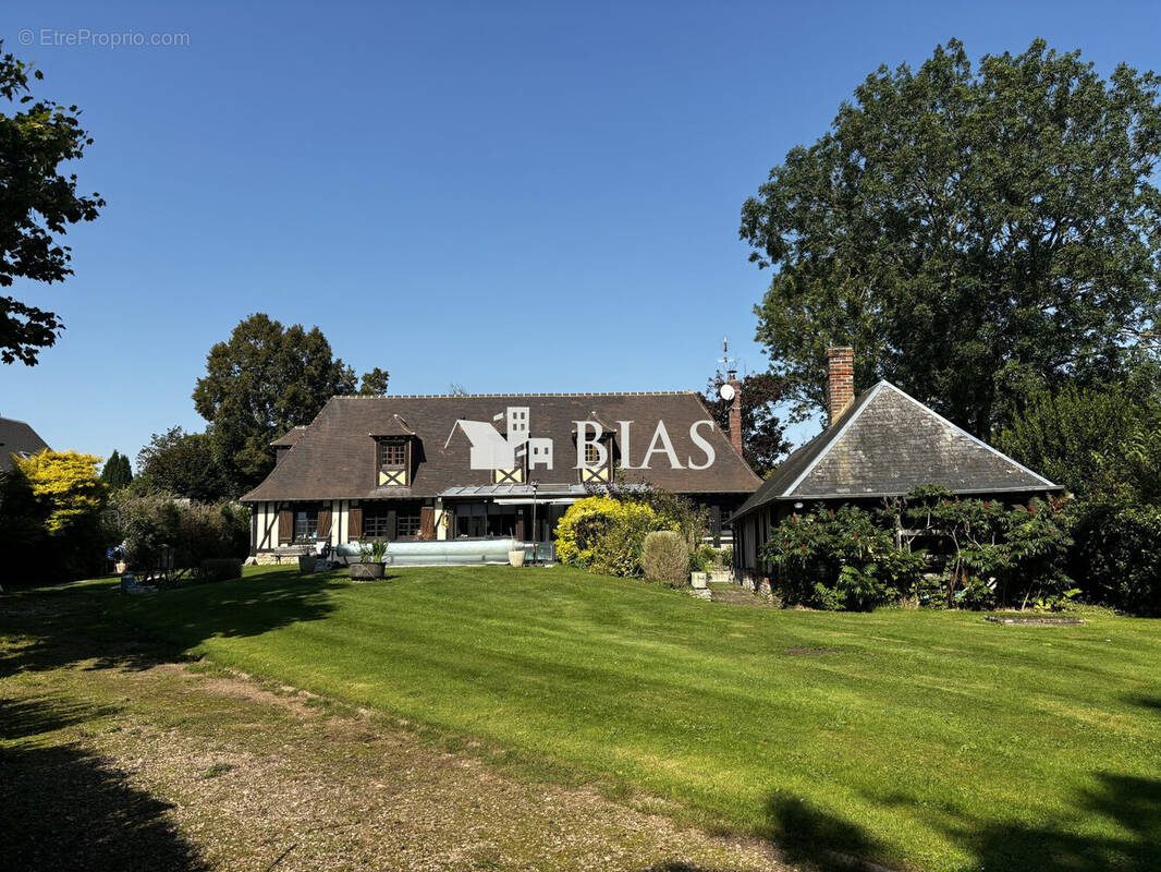 Maison à LE NEUBOURG