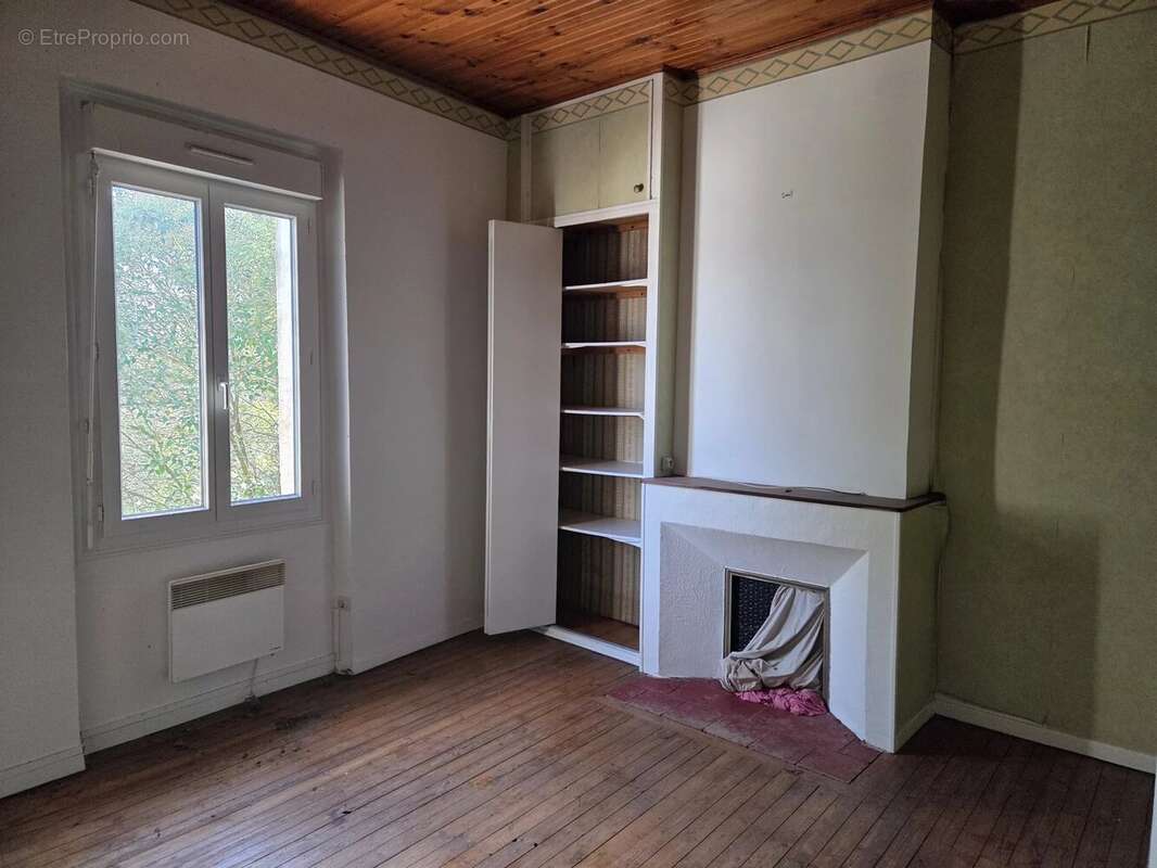 Appartement à MOLIERES