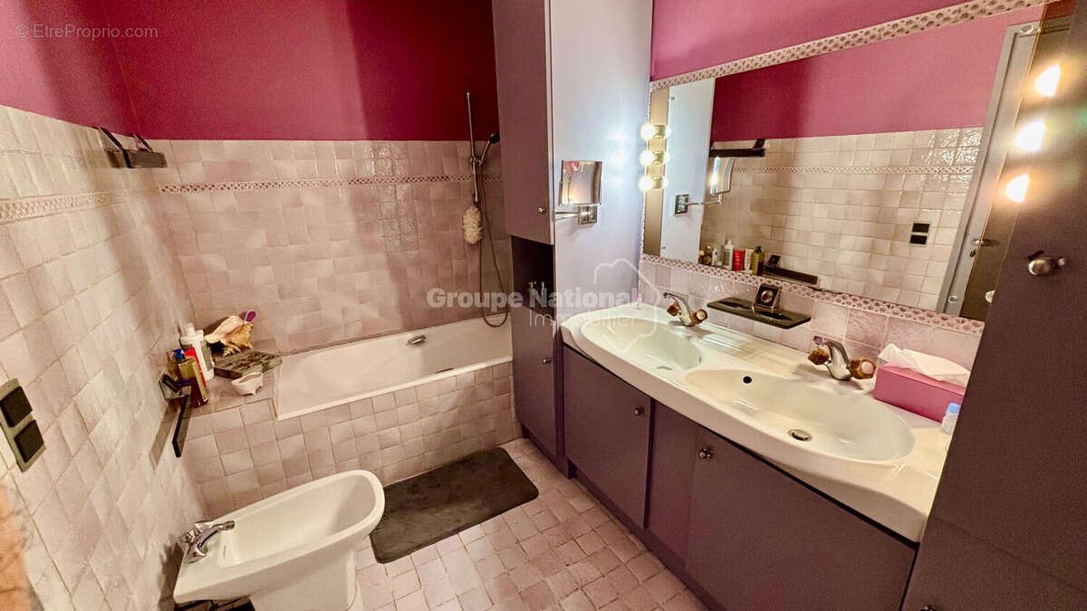 Maison à SAINT-MARTIN-D'ARDECHE