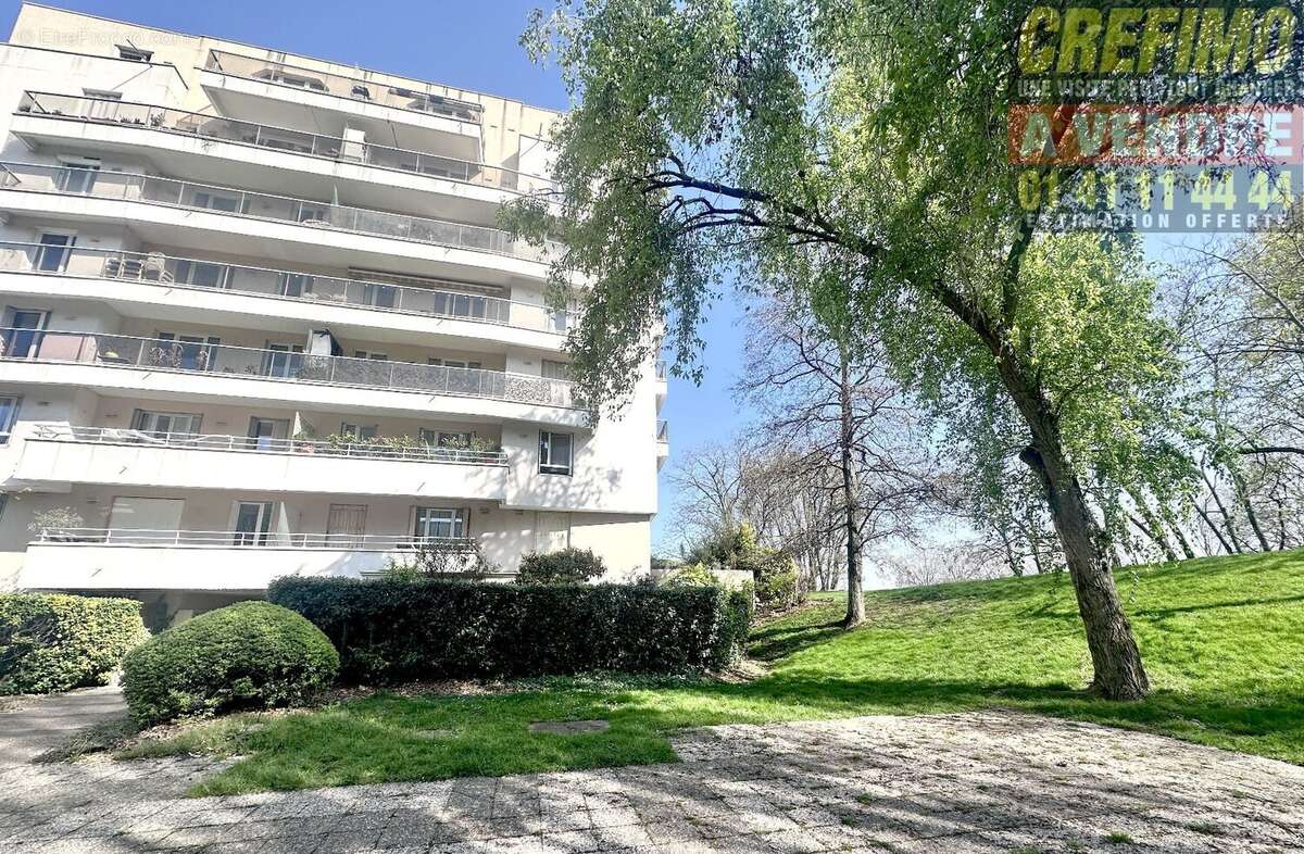 Appartement à ASNIERES-SUR-SEINE