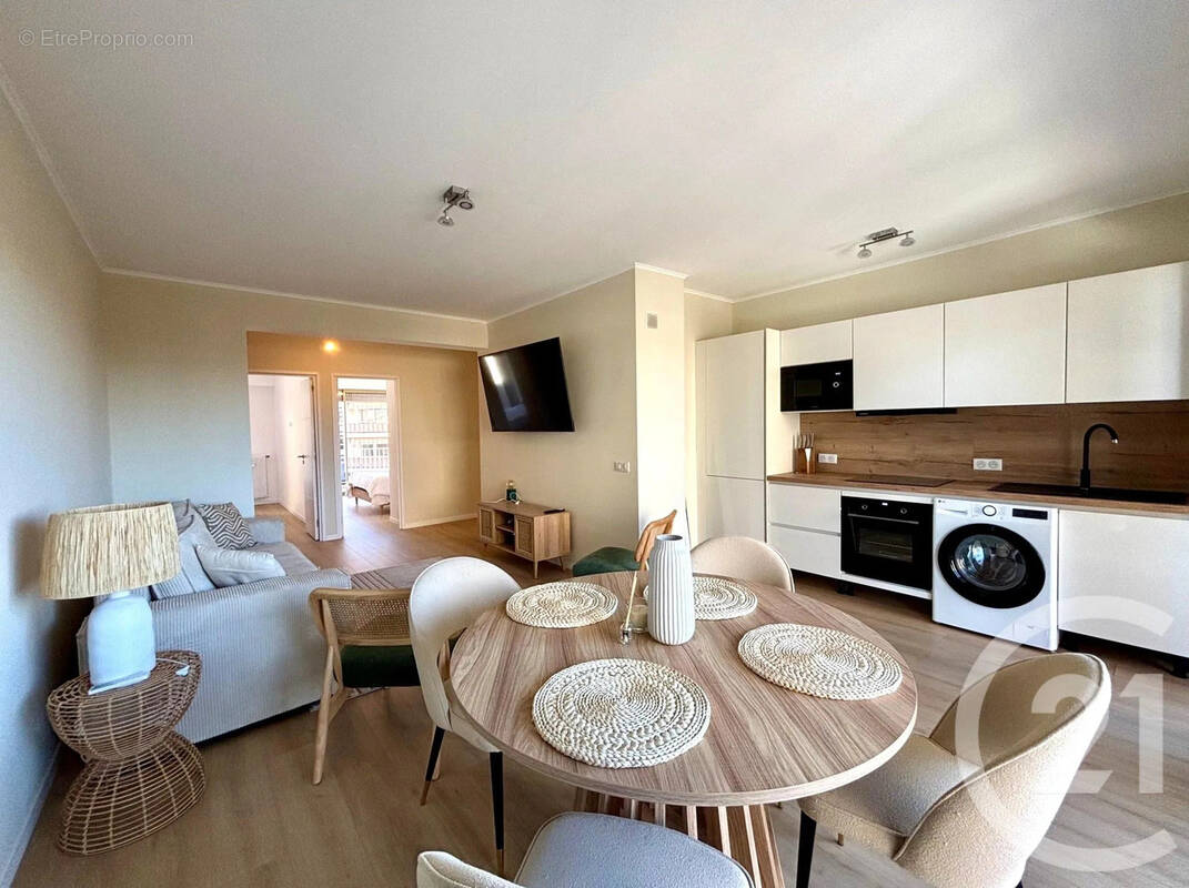 Appartement à LE CANNET