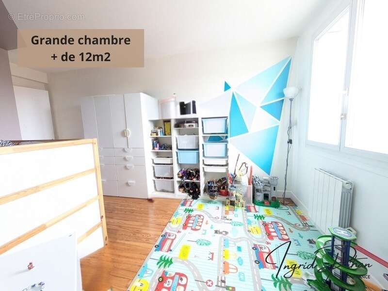 Appartement à COLOMBES