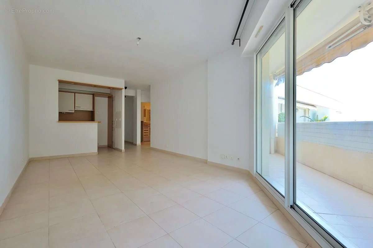 Appartement à LE CANNET