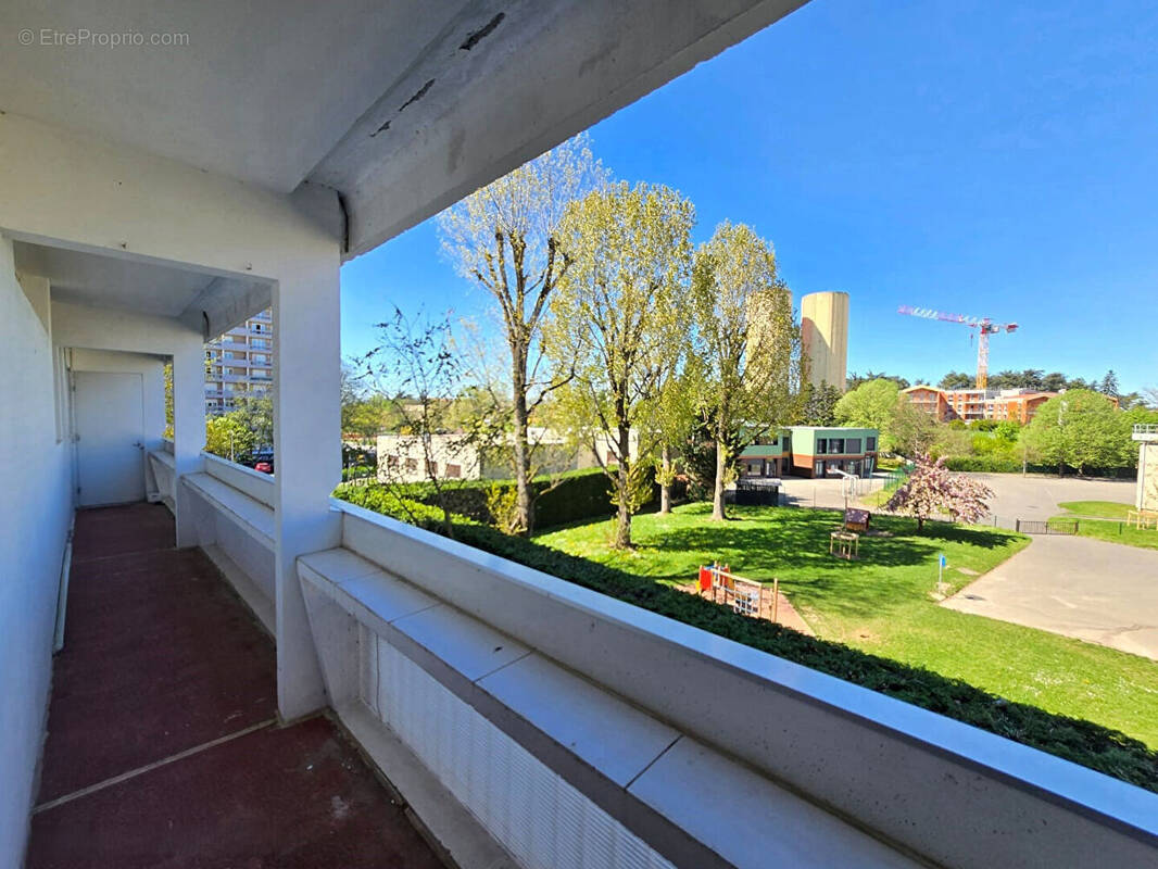 Appartement à RILLIEUX-LA-PAPE