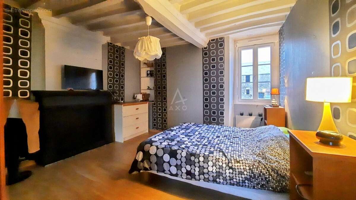Maison à VILLY-BOCAGE
