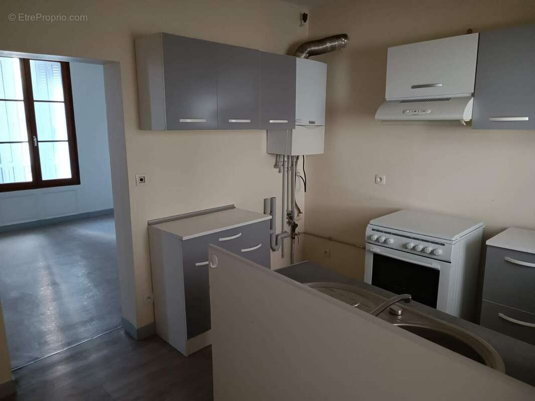 Appartement 79 m² à Tulle  - photo 35
