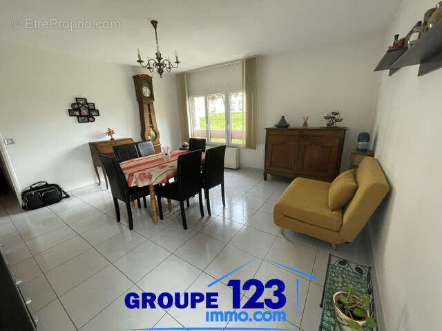 Bel appartement de 86m2 AUXERRE, proche commerces avec 3 chambres dans une petite résidence calme - photo 4