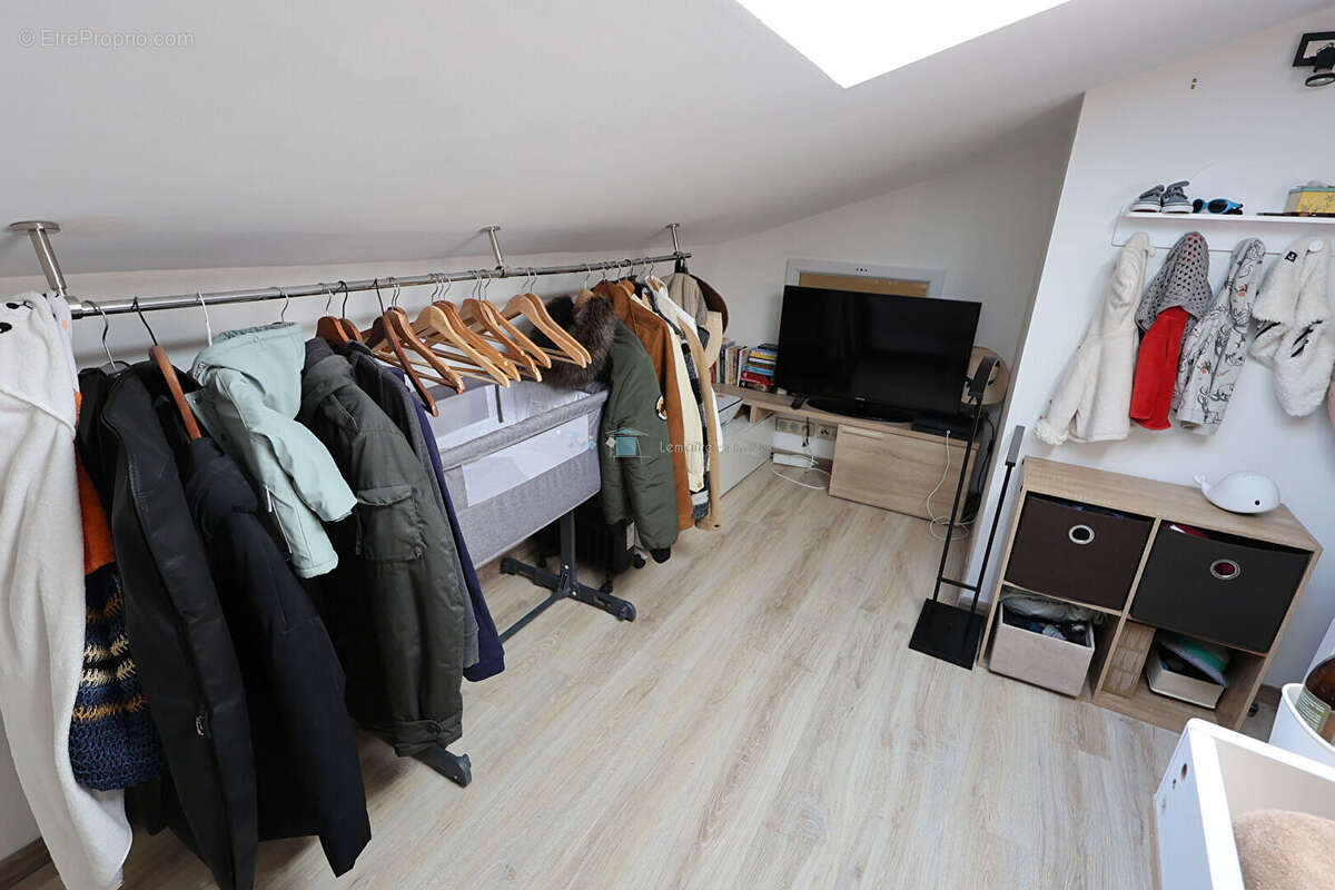 Appartement à PEYMEINADE