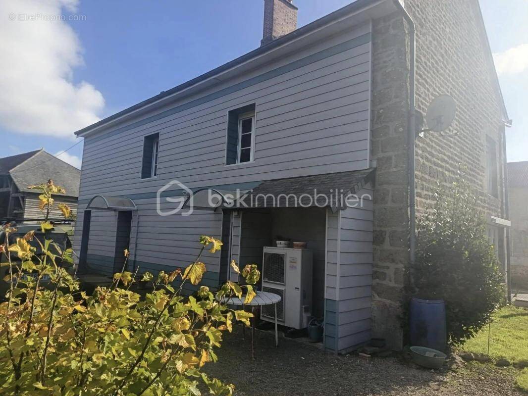 Maison à LA FERRIERE-AUX-ETANGS