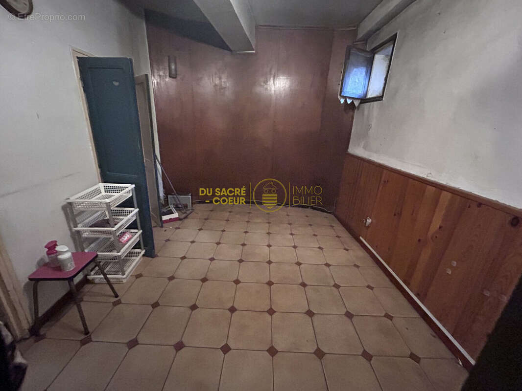 SALON AVANT - Maison à MILLAS