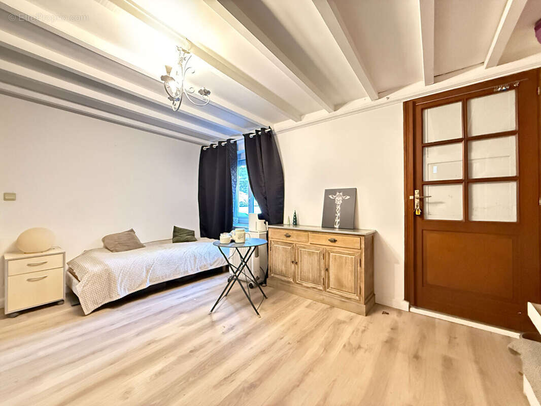 Appartement à LONS-LE-SAUNIER