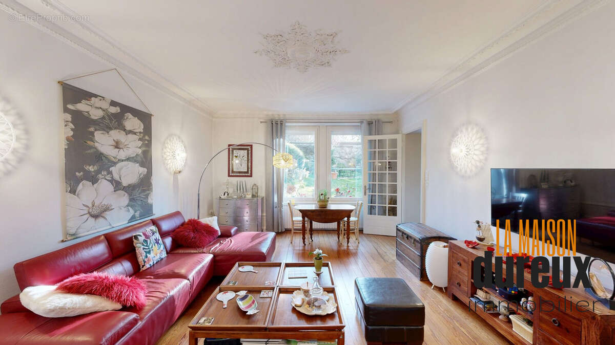 Maison à GRAY
