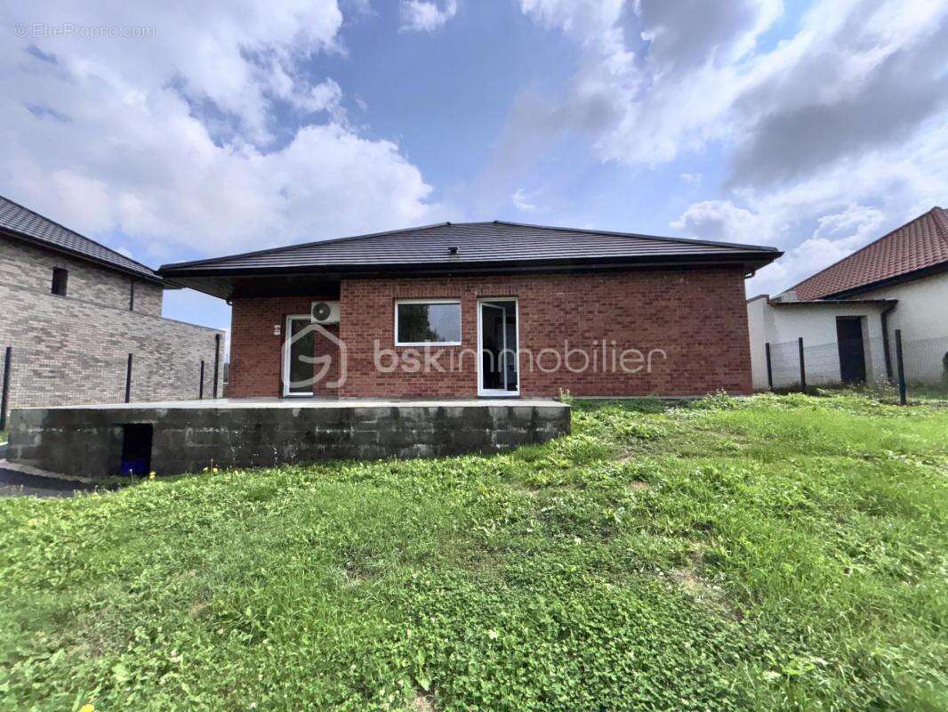 Maison à DOUCHY-LES-MINES