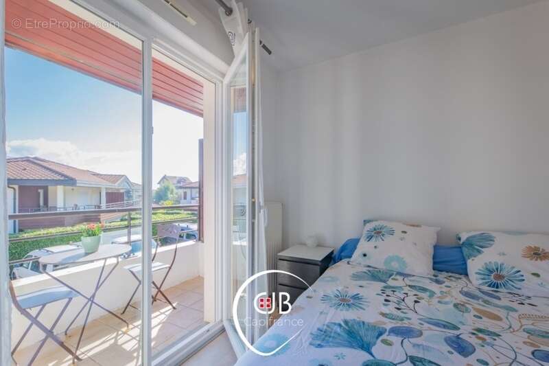 La Roche Sur Foron (74800): Appartement 3 pièces, 1 balcon, 2 terrasses et garage - photo 7