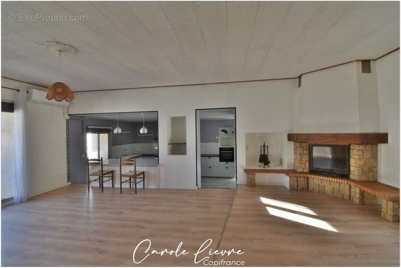Appartement à LEZIGNAN-LA-CEBE