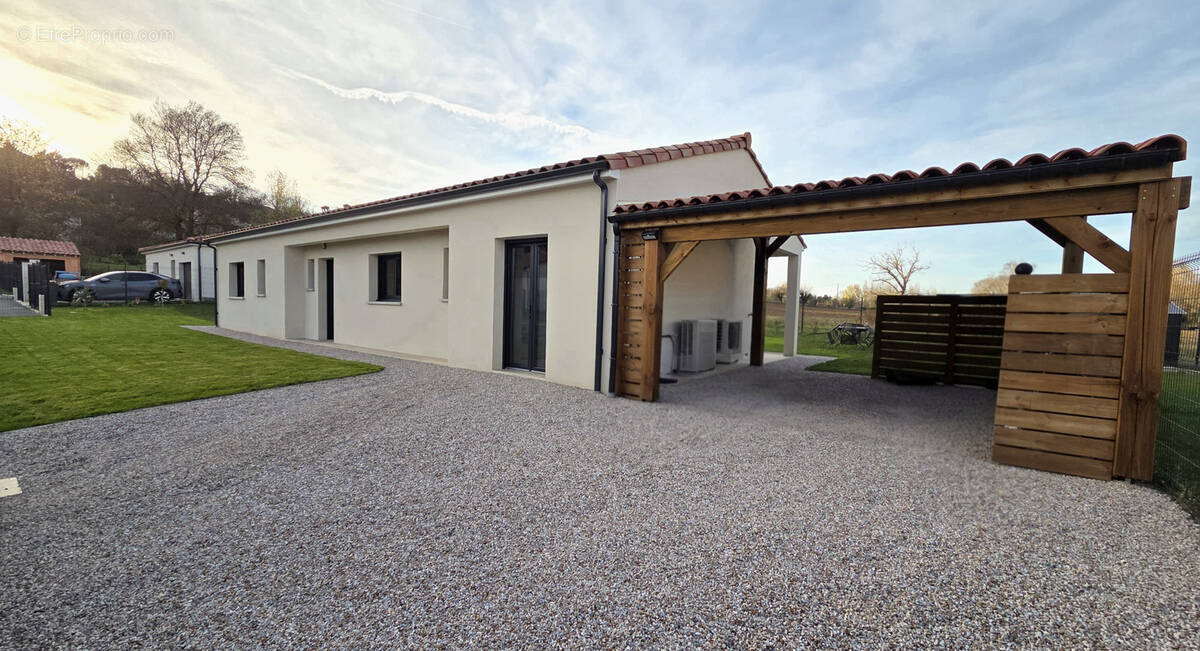 Maison à CASTRES