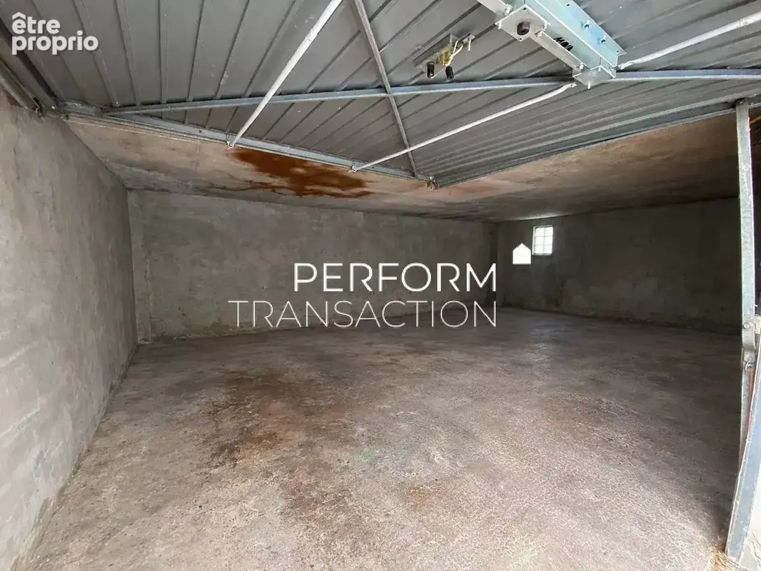 Rare à fontaine : garage fermé 3 voitures en copropriété sécurisée ! - photo 4